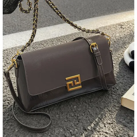 Borsa a Tracolla Piccola Quadrata da Donna in Pelle PU Vintage Con Fibbia Geometrica Dorata Catena Borsa a Spalla alla Moda per Pendolarismo