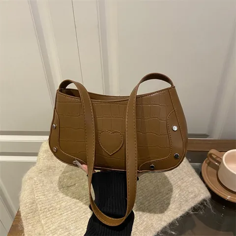 Vintage Crocodile Grain Heart Patch Shoulder Bag For Women Fashion Underarm Bag With Rivets Rivet Small Square Handbag