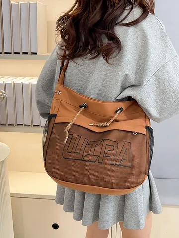 Borsa a Tracolla Casual in Tela Per Donna Uomo Grande Capacità Giunzione in Rete Stampa Lettere Coulisse Sportiva Borsa Messenger