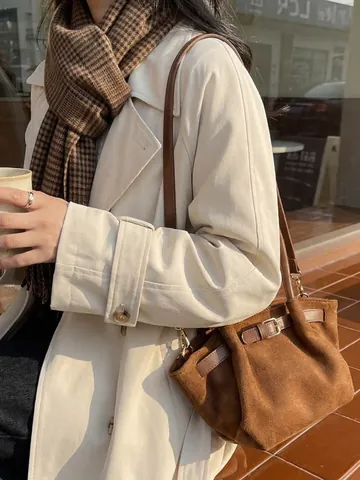Women Vintage Pleated Suede Bucket Bag Large Capacity Urban Simplicity Handbag With Adjustable Strap Crossbody Bag For Autumn Winter
