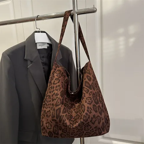 Fashion Leopard Print Tote Bag For Women Large Capacity Vintage Shoulder Bag Soft Fabric Magnetic Snap Daily Casual Handbag