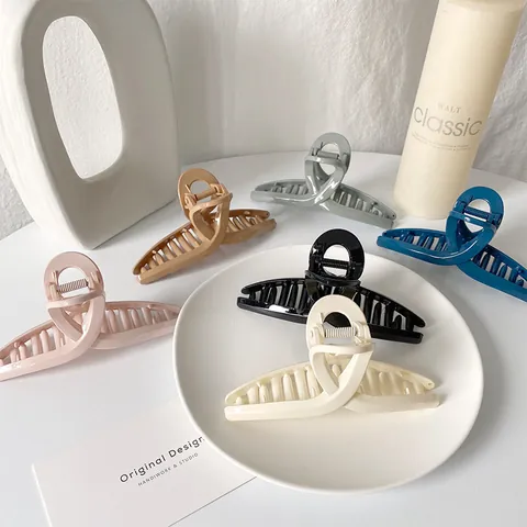 Pinza de Pelo Grande Estilo Coreano para Mujer Clip de Resina de Alta Calidad con Diseño de Torsión Accesorio de Pelo Elegante