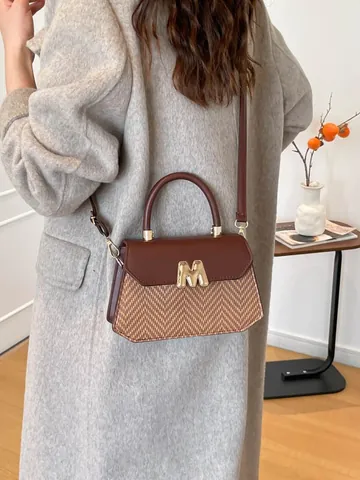 Retro Women PU Leather Woven Patchwork Crossbody Bag Metal M Buckle Chevron Pattern Top Handle Shoulder Bag Handbag