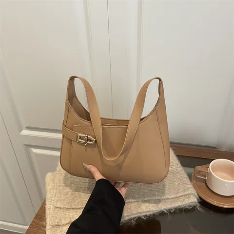 Bolso de Axila Vintage para Mujer Cuero PU Color Sólido Bolso Hobo Con Hebilla Dorada Bolso de Hombro de Moda para Oficina Diario