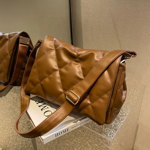 Damen Vintage Große Kapazität Gesteppte Schultertasche PU Leder Rautenmuster Weiche Tote Bag Täglich Pendler Umhängetasche