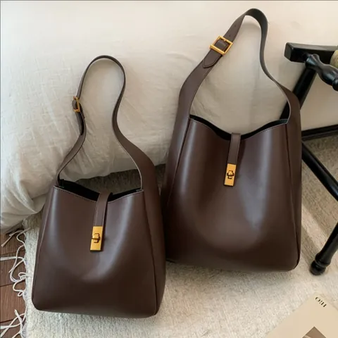 Vintage Minimalist PU Leather Bucket Bag For Women Large Capacity Tote With Metal Turn Lock Commuter Shoulder Bag