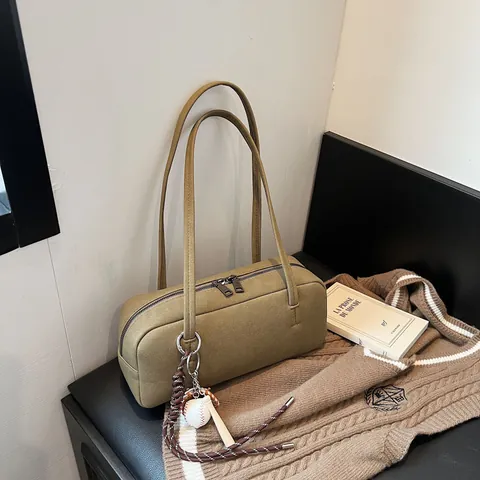Vintage Faux Suede Underarm Bag For Women Retro Large Capacity Shoulder Bag With Baseball Charm Solid Color Baguette Bag
