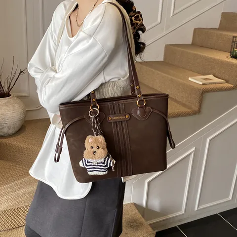 Large Capacity PU Leather Tote Bag Vintage Casual Shoulder Bag Women Handbag Including Bear Charm Daily Commute Office