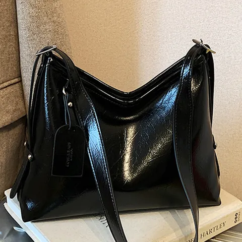 Large Capacity Glossy PU Leather Tote Bag For Women Retro Oil Wax Feel Shoulder Bag Elegant Commuting Underarm Bag With Decorative Tag