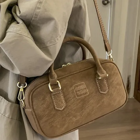 Sac à Main Rétro Vintage en Cuir PU Pour Femmes Sac Bandoulière Minimaliste Avec Pendentif Lapin en Peluche Trajet Quotidien Sac