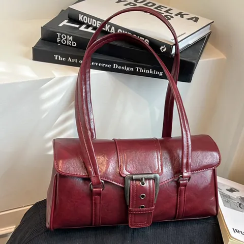 Women Retro PU Leather Underarm Bag Large Capacity Shoulder Bag With Large Metal Buckle Vintage Solid Color Commuter Handbag