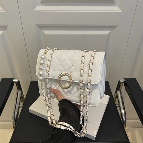 Damen Gesteppt Kette Umhängetasche Künstliche Perle Schnalle Schulter Kleine Quadratische Tasche Mode PU Leder Überschlagtasche Messenger