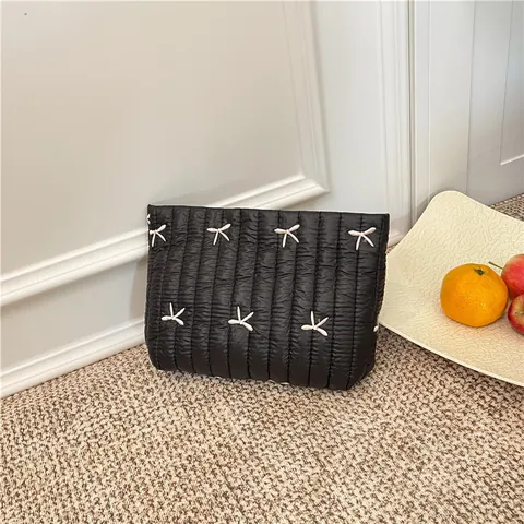 Women Quilted Pouch Bag With Bow Embroidery Korean Style Zipper Makeup Organizer Cute Padded Cosmetic Clutch Handbag