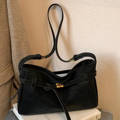 Large Capacity PU Leather Shoulder Bag For Women Retro Simple Crossbody Messenger Bag With Adjustable Strap Metal Buckle