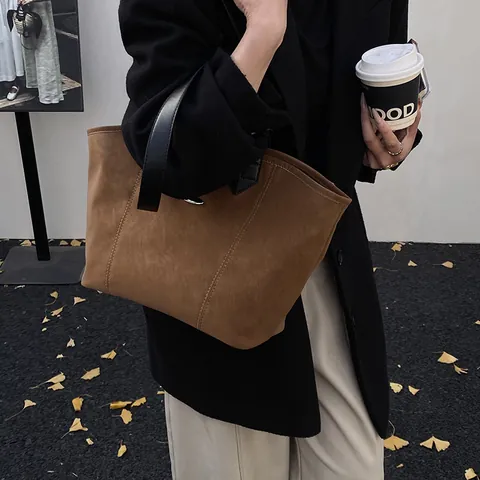 Vintage Faux Suede Large Capacity Tote Bag For Women Retro Solid Color Handbag With Metal Buckle Daily Commuting Shoulder Bag