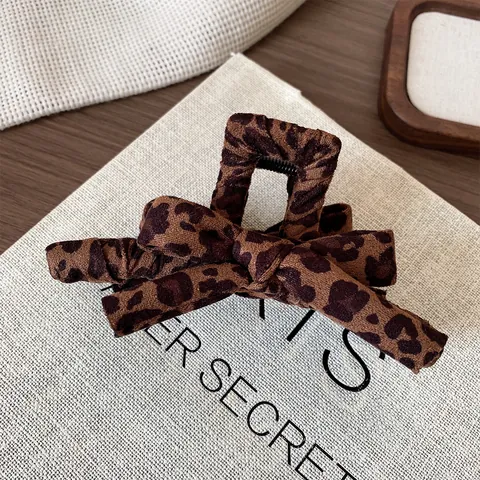Luipaardprint Strik Haarklem Grote Haarklem Herfst Winter Met Stof Bekleed Haarnadel Modieuze Vintage Haaraccessoire Voor Dames