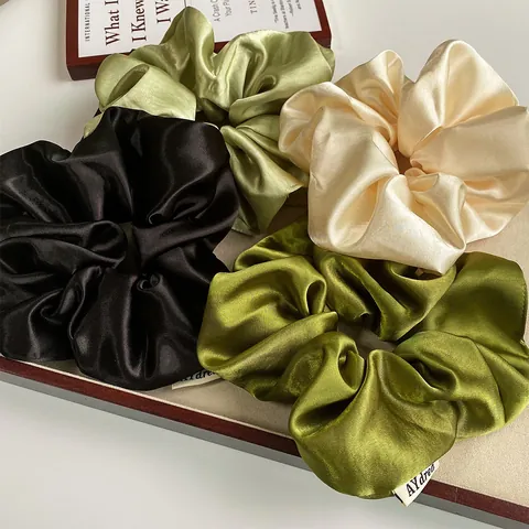 High Luster Satin Large Scrunchies For Women Minimalist Solid Color Pleated Elastic Hair Ties Ponytail Holder Handmade Hair Accessories