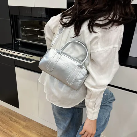 Niche Design PU Leather Women Boston Bag With Artificial Pearl Bow Pendant Minimalist Crossbody Handbag Korean Style Shoulder Bag