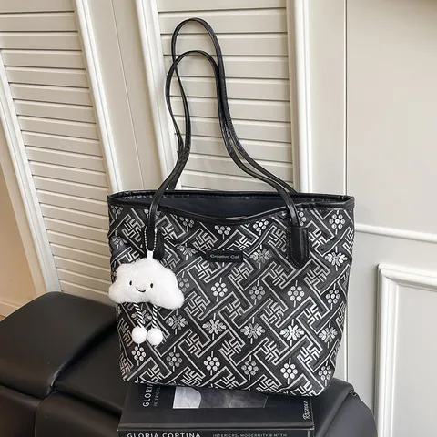 New Chinese Style Brocade Geometric Floral Pattern Tote Bag Large Capacity Women Shoulder Bag With Cute Cloud Charm Accessory
