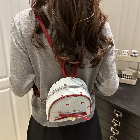 Zaino Mini da Donna in Pelle PU Dolce Con Fiocco Rosso E Pendaglio a Cuore a Righe Pois Zaino alla Moda per Ragazze Viaggio Quotidiano