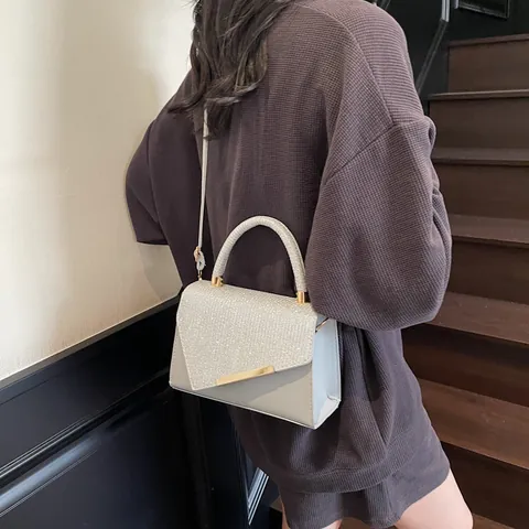 Sac Bandoulière Femme Design de Niche en Cuir PU avec Rabat à Paillettes Petit Sac Carré Sac à Main pour Fête