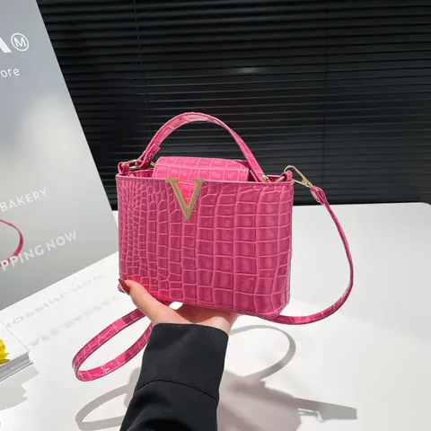 Damen Krokodilmuster V Logo Handtasche PU Leder Schulter Umhängetasche Große Kapazität Klappe Tote Bag Elegante Mode Pendler Geldbörse