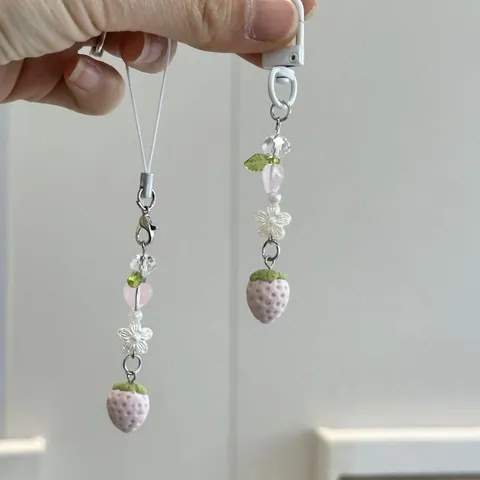 Handgemaakte Kralen Aardbei Telefoonkoord Creatief Roze Bloem Hart Ster Vlinder Tas Hanger CCD Camera Strap Voor Vrouwen Meisjes