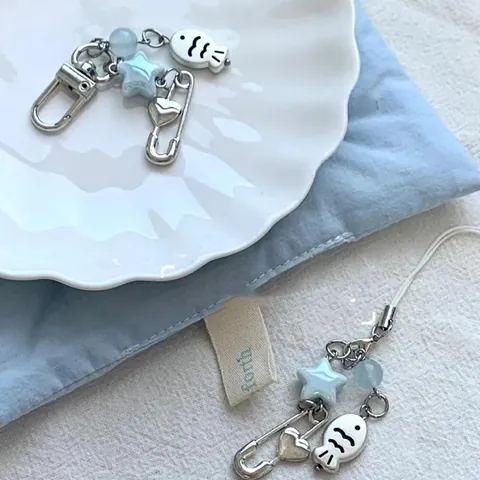 Cute Cartoon Fish Beaded Phone Charm Y2K Style Alloy Heart Pin Star Beads Bag Pendant For Women Girls Daily Accessory