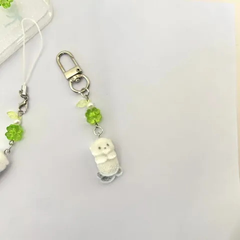Cute Plush Sea Otter Phone Charm Green Four Leaf Clover Beaded Lanyard Handmade Animal Keychain For Women Bag Decor