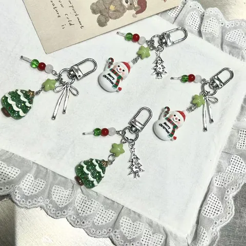 Weihnachten Schneemann Weihnachtsbaum Schlüsselanhänger Süße Harzperlen Handy Anhänger Tasche Dekoration Für Damen Mädchen Festlich Geschenk