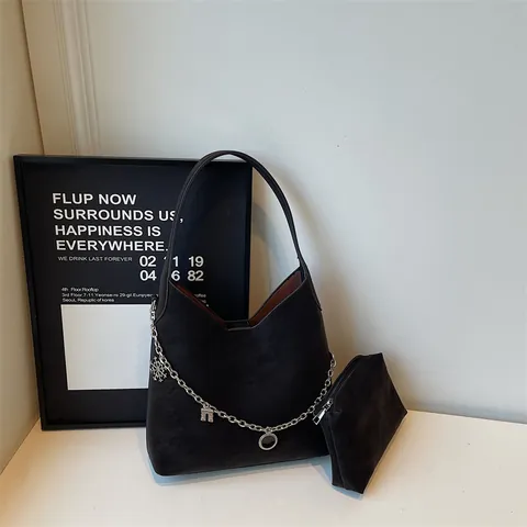 Vintage Velvet Hobo Tote Bag And Small Pouch Set Large Capacity Women Shoulder Bag With Metal Chain Charms For Daily Commute