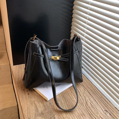 Bolso Tote de Cuero PU Retro para Mujer Gran Capacidad de Viaje al Trabajo Bolso de Axila Con Cierre de Metal Color Sólido