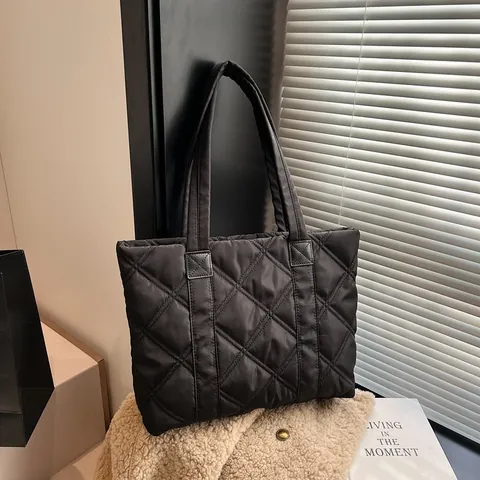 Borsa Shopping Trapuntata in Nylon Imbottita da Donna Grande Capacità Motivo a Rombi Moda Invernale Borsa a Spalla per Pendolarismo Quotidiano