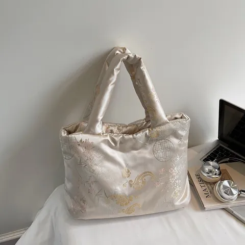 Vintage New Chinese Style Embroidered Satin Jacquard Tote Bag For Women Padded Floral Puffer Shoulder Bag Ethnic Handbag