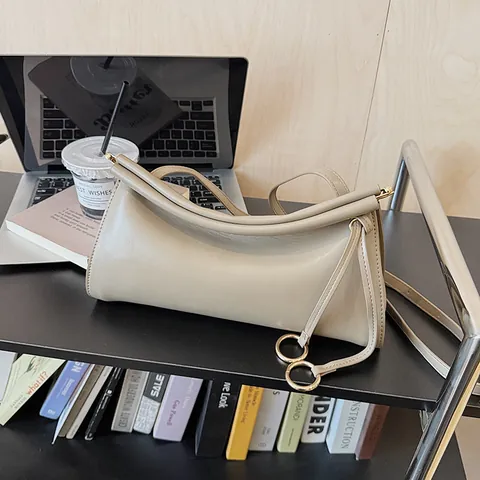 Vintage Minimalist PU Leder Unterachseltasche Für Damen Fashion Baguette Schultertasche Mit Metallring Dekoration Elegante Handtasche