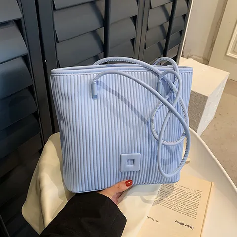 Damen Plissierte PU Leder Tragetasche Minimalistische Vertikale Streifen Schultertasche Große Kapazität Lässige Pendler Handtasche