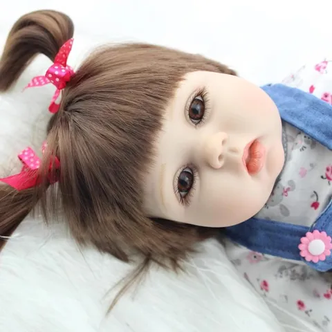 Realistische Reborn Baby Puppe Weiches Silikon Vinyl Baumwollkörper Handgefertigt Mit Kleidung Magnetischer Schnuller Geschenk