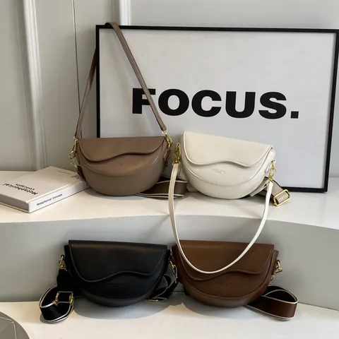 Women Vintage PU Leather Saddle Bag Retro Wavy Flap Shoulder Bag For Daily Use Minimalist Crossbody Bag With Wide Strap