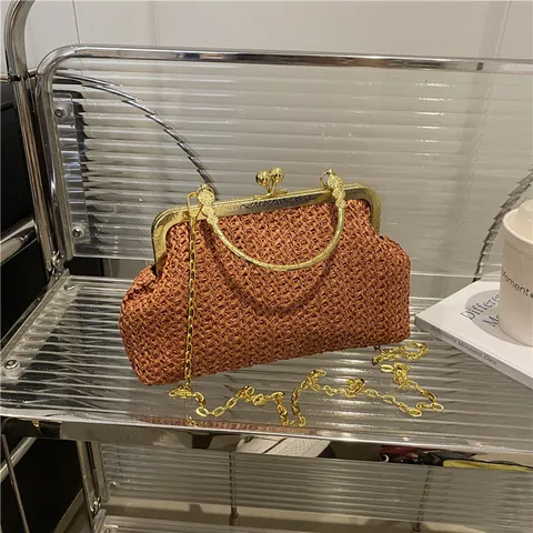 Women Vintage Woven Straw Shoulder Bag With Metal Chain Strap Retro Kiss Lock Crossbody Bag For Summer Vacation Party
