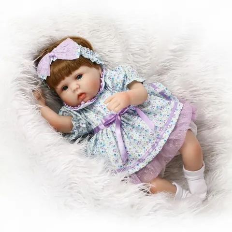 Bambola Reborn Realistica in Silicone Morbido Corpo in Stoffa Simulazione Neonato Vestito Floreale Giocattolo per Bambini Regalo di Compleanno Natale