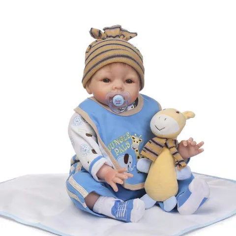 Simulation Baby Doll Realistic Reborn Baby Silicone Vinyl Newborn Doll With Blue Animal Clothes Pacifier Giraffe Plush Toy