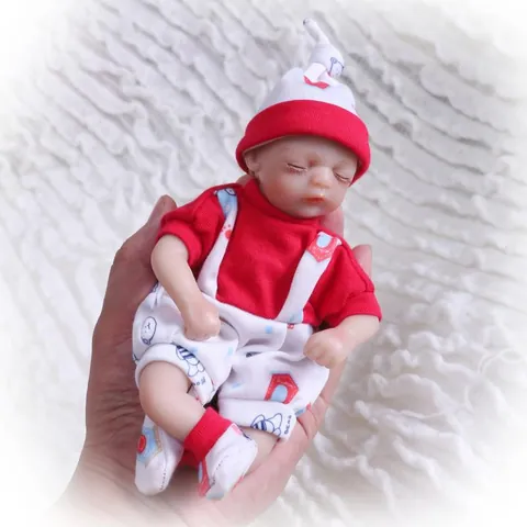 Realistic Reborn Baby Doll Soft Silicone Cloth Body Sleeping Newborn Infant Toy With Red White Outfit Hat Socks