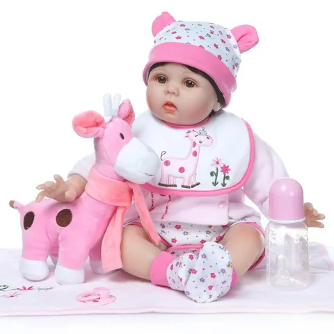 Bambola Reborn Realistica Arti in Silicone Vinile Corpo in Morbido Tessuto Tema Giraffa Rosa Con Accessori Per Abbigliamento Giocattolo Regalo