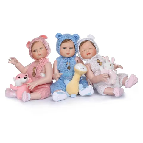 Lifelike Simulation Reborn Baby Doll Soft Silicone Realistic Newborn Doll With Knitted Clothes Plush Animal Washable Toy For Kids Gift