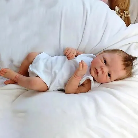 Realistic Reborn Baby Doll Soft Mixed Silicone Full Body Washable Newborn Toy Hand Implanted Mohair For Kids And Collectors