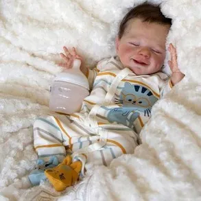 Realistic Reborn Baby Doll Full Silicone Lifelike Newborn Doll With Clothes For Kids Gifts Handmade Rooted Hair Realistic Skin Texture