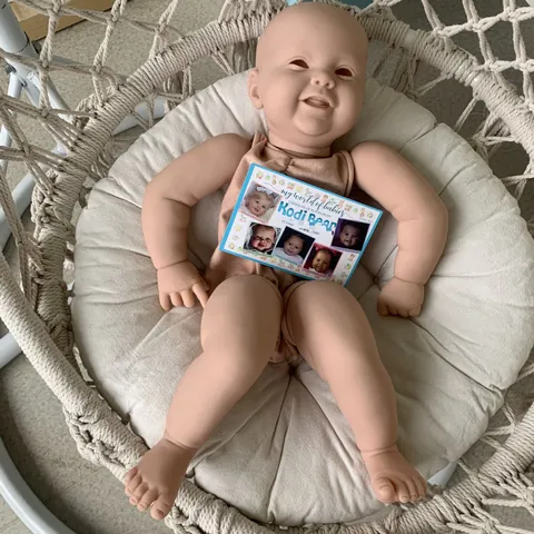 Kodi Reborn Baby Pop Kit Onbeschilderd DIY Realistisch Zacht Vinyl Siliconen Hoofd Ledematen Simulatie Pop Onderdelen Mal Voor Collectie