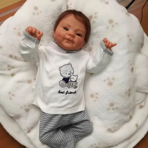 Realistic Reborn Baby Doll Silicone Vinyl Cloth Body Hand Painted Life Like Doll With Clothes Set Toy For Children Gift