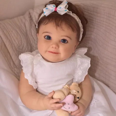 60cm Lebensechte Reborn Baby Puppe Weiches Silikon Stoffkörper Handgefertigte Neugeborene Mädchen Puppe In Weißem Spitzenkleid