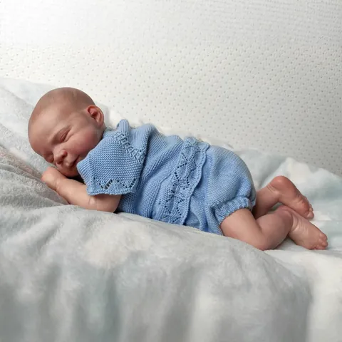 Realistic 48cm Reborn Baby Doll Sleeping Newborn Soft Silicone Cloth Body Handmade Blue Knitted Outfit Collection Toy